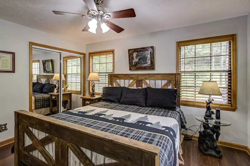 After a long day at Dollywood in the hot sun, come home to your cozy Wears Valley cabins.