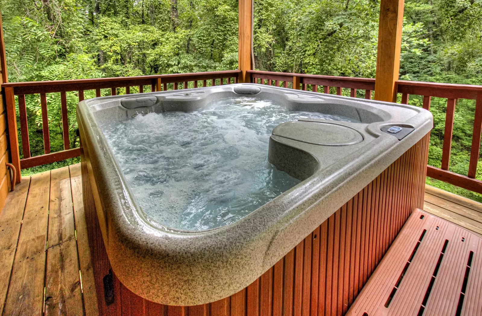 Hot tubs and moonlit nights are the perfect combination for romance in the Smokies. 